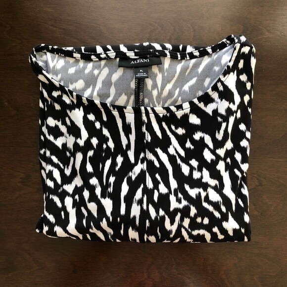Alfani Tops Blouses Tunic Women's Size PS Printed Black Boat Neck (day and night - Picture 6 of 7